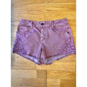 Altar'd State Women's Crochet Floral Boho Mauve Shorts with Frayed Hem Size 27